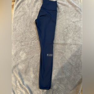 Navy Fleo Leggings